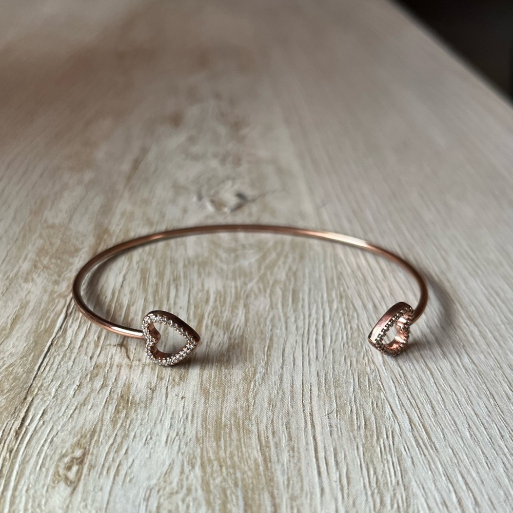 Double heart bracelet